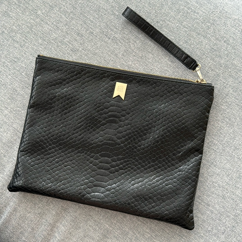 AND SEE YOU Clutch pouch